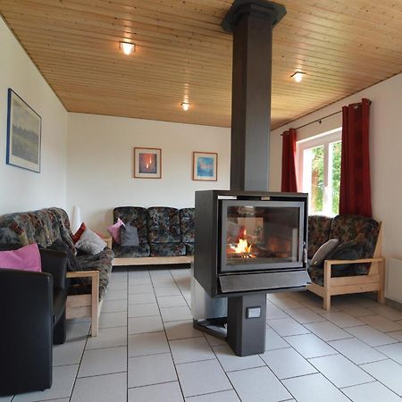Charming House With Sauna And Many Other Amenities มัลเมอดี ภายนอก รูปภาพ