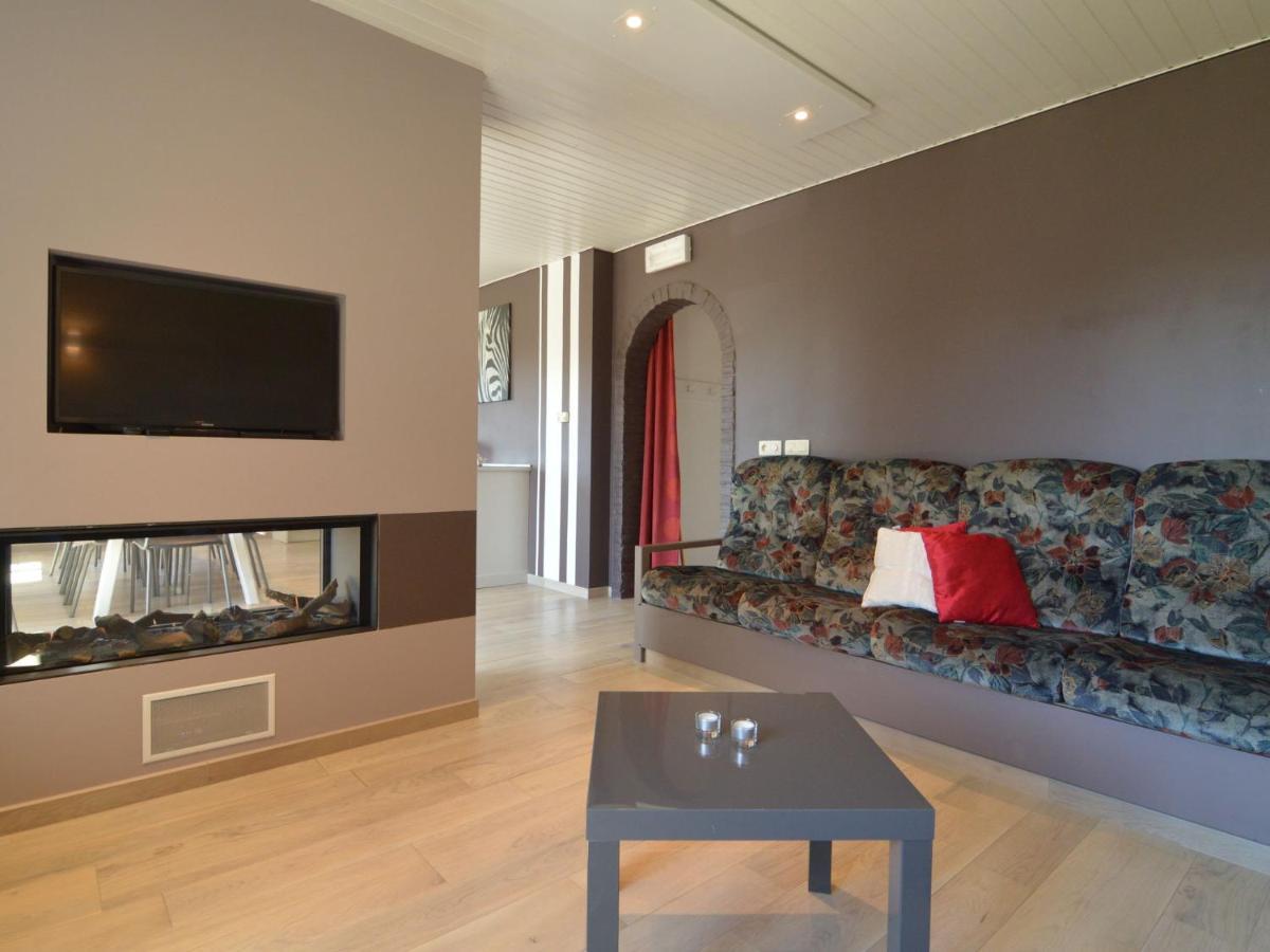 Charming House With Sauna And Many Other Amenities มัลเมอดี ภายนอก รูปภาพ