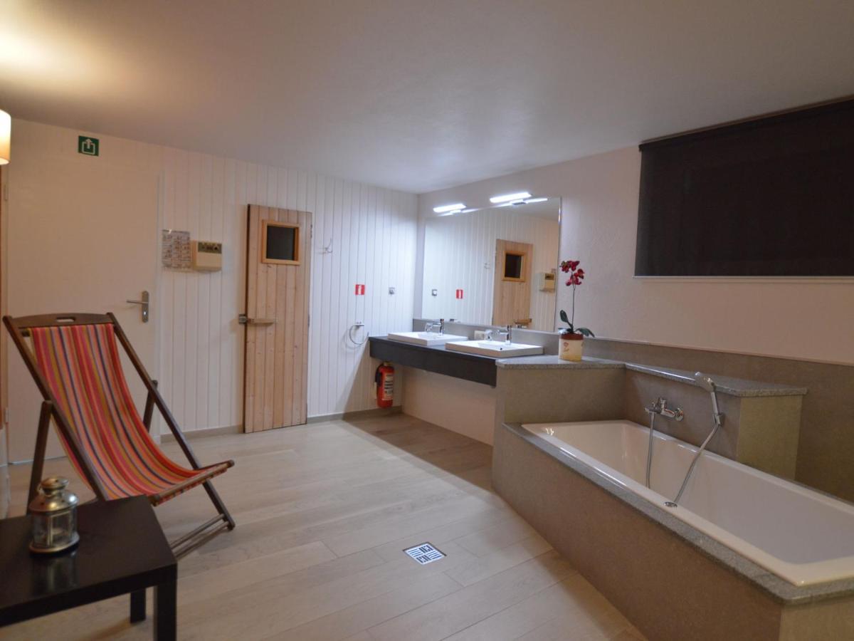 Charming House With Sauna And Many Other Amenities มัลเมอดี ภายนอก รูปภาพ