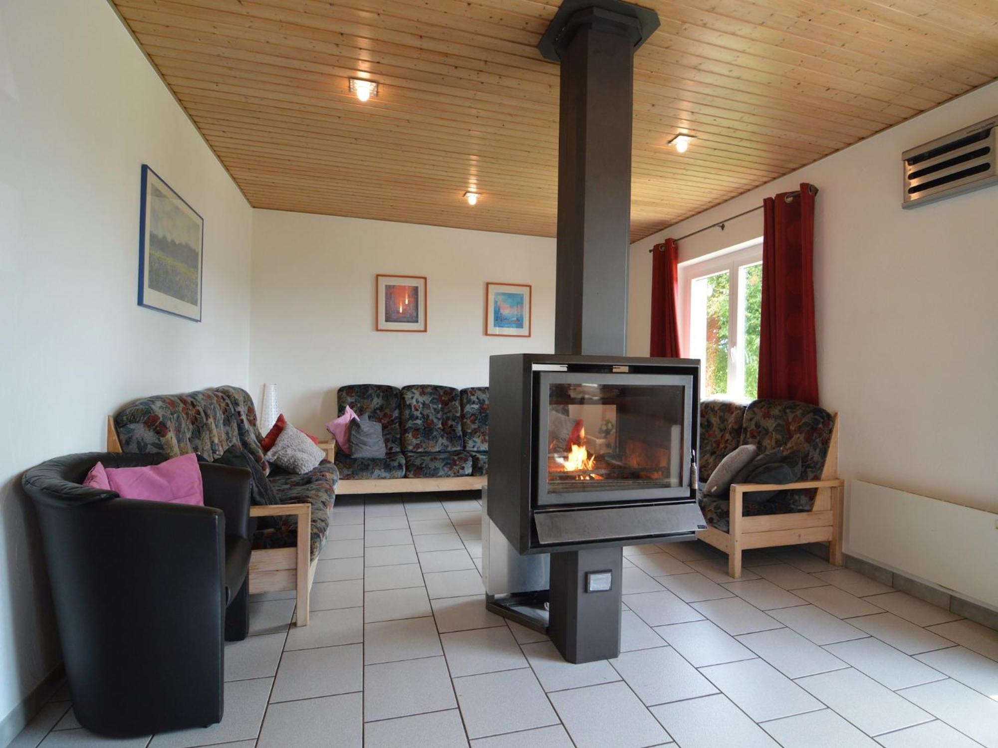 Charming House With Sauna And Many Other Amenities มัลเมอดี ภายนอก รูปภาพ